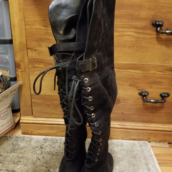 High, over-the-knee with tie string laces up the back suede boot - Picture 6 of 12